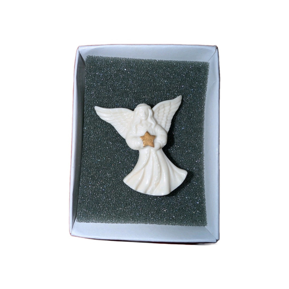 Lenox White Procelain Angel With Star Brooch Pin in box - Picture 4 of 4